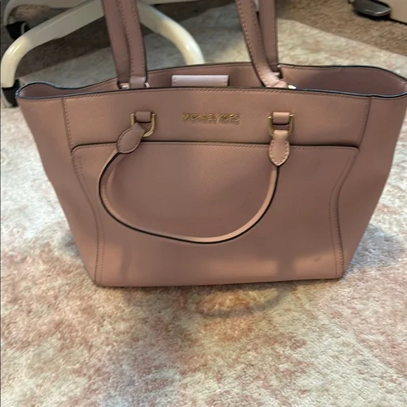 Michael Kors pink Tote Bag with Gold Accents - Picture 3 of 5